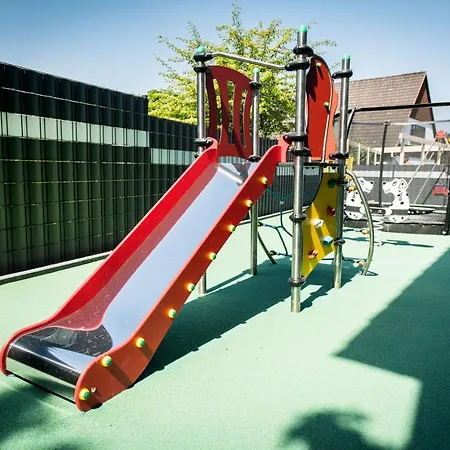 Heaven House Harmonie アパート *