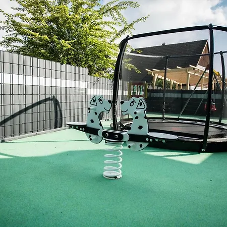 Heaven House Harmonie アパート