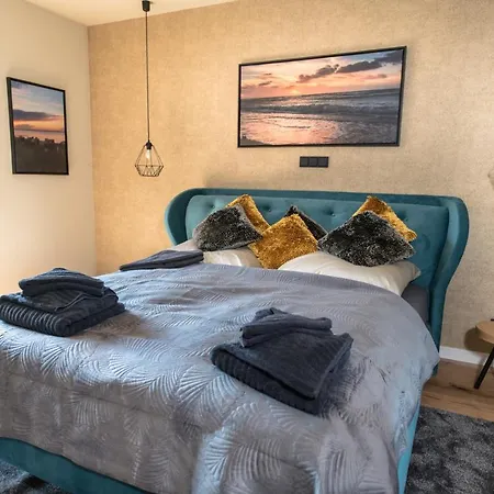 Heaven House Harmonie アパート *